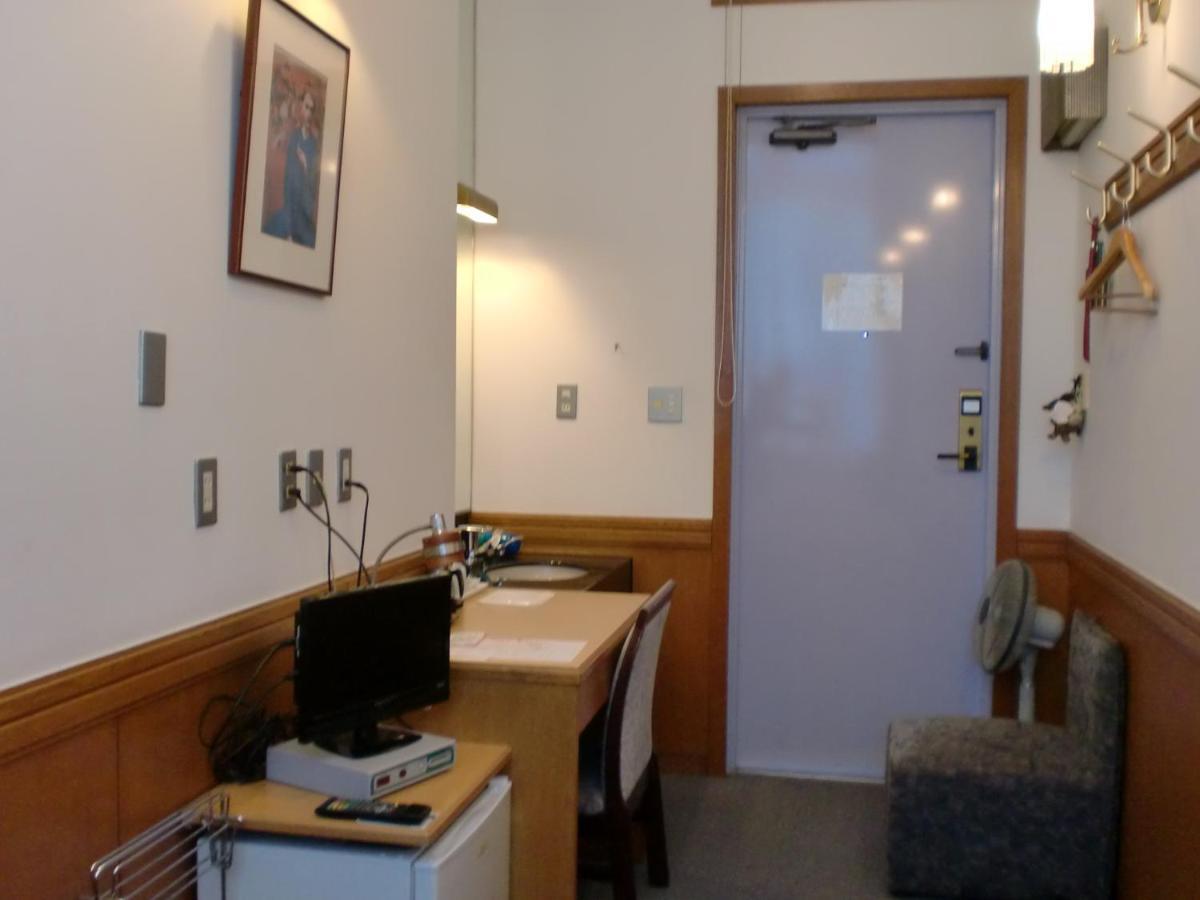 Business Hotel Crescent Токіо Екстер'єр фото